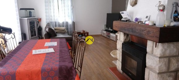 5 Schlafzimmer Haus in Saint-Amand-Montrond, France, Nr. 230429 2
