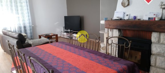 5 Schlafzimmer Haus in Saint-Amand-Montrond, France, Nr. 230429 3