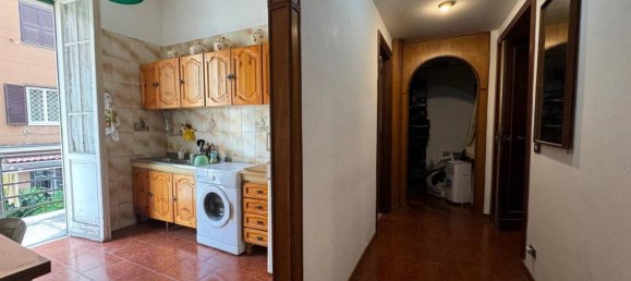 Apartamento de 2 habitaciónes en Rome, Italy No. 40817 5