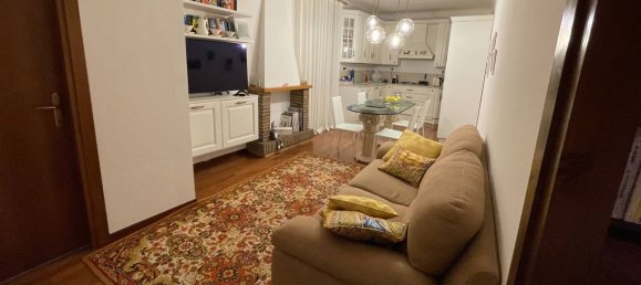 Apartamento de 3 habitaciónes en Pesaro, Italy No. 163053 6