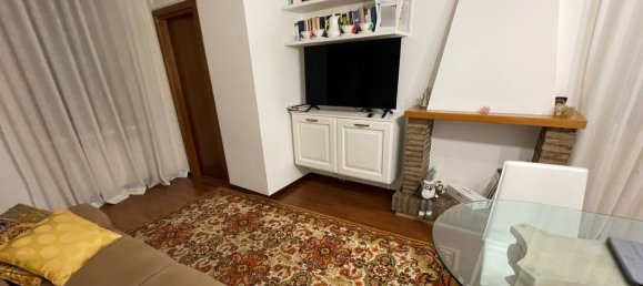 Apartamento de 3 habitaciónes en Pesaro, Italy No. 163053 5