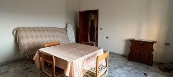 6 rooms House in Ariano Irpino, Italy No. 111240 9