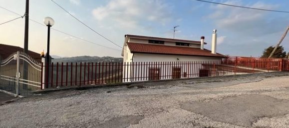 6 rooms House in Ariano Irpino, Italy No. 111240 22