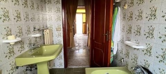 6 rooms House in Ariano Irpino, Italy No. 111240 21