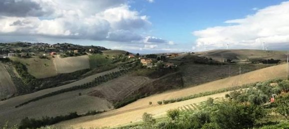 6 rooms House in Ariano Irpino, Italy No. 111240 2