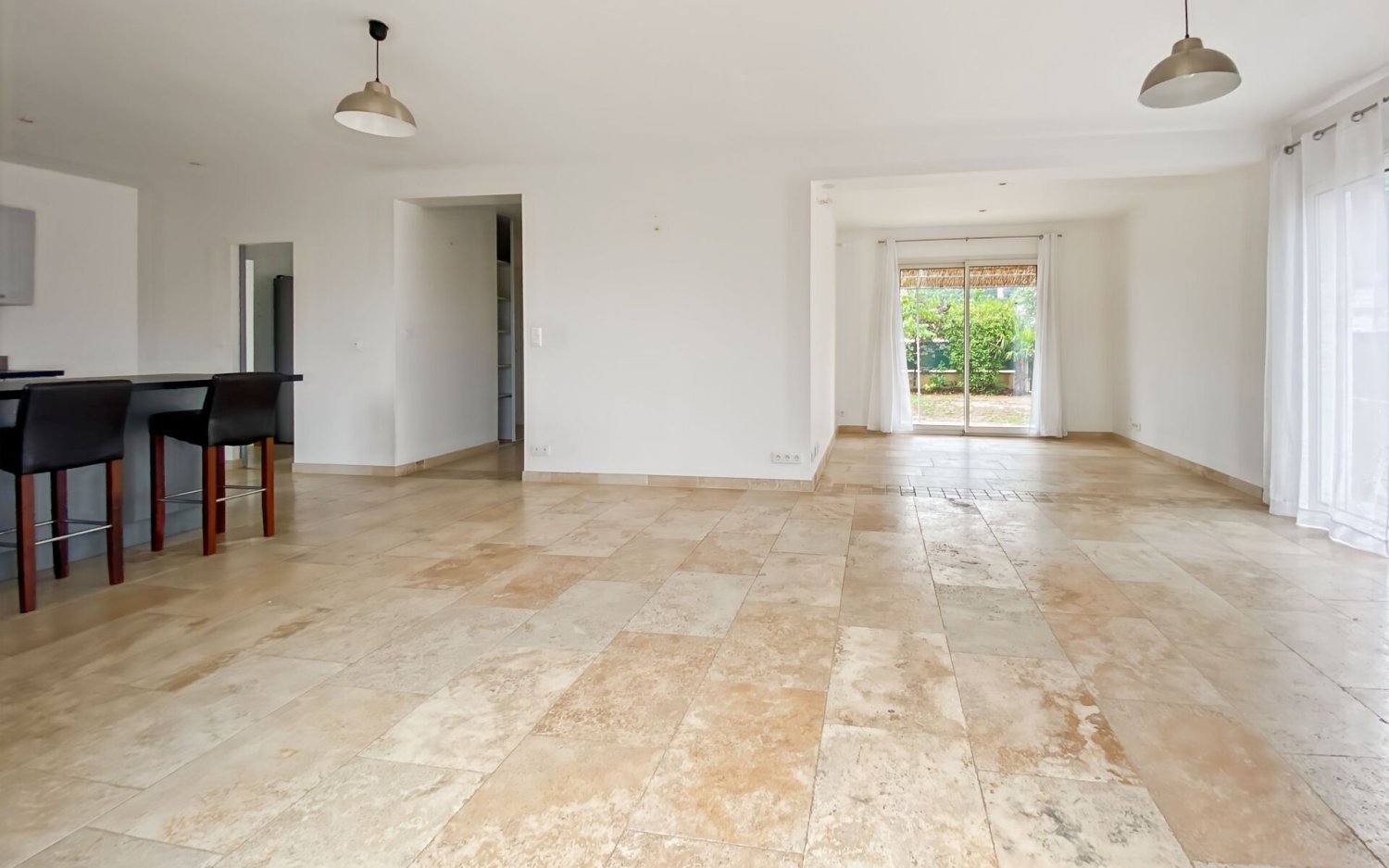 8 rooms Villa in Les Mees, France No. 337607