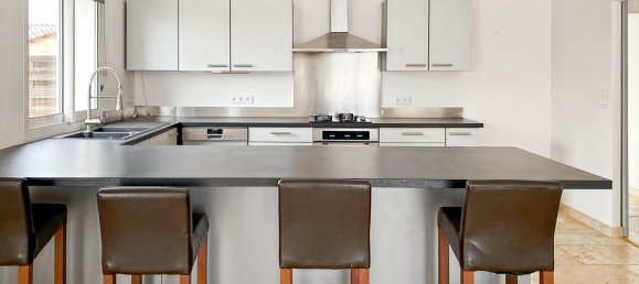 8 rooms Villa in Les Mees, France No. 337607 4