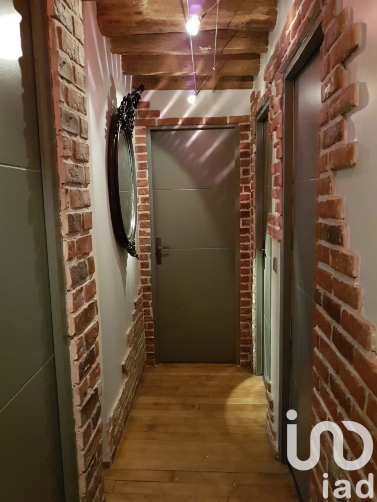 2 bedrooms Apartment in Paris, France No. 166738