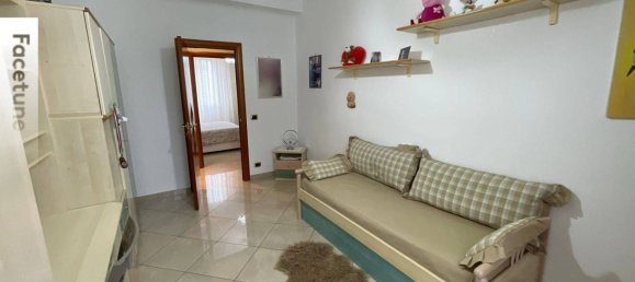 3 bedrooms Apartment in Bari, Italy No. 33872 25