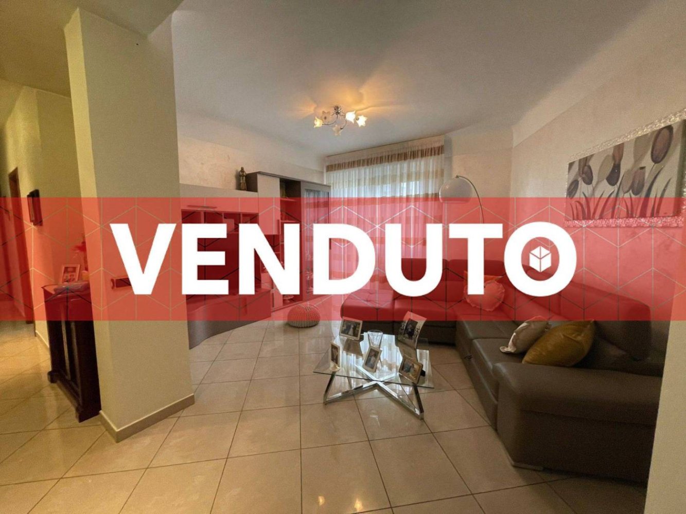 3 bedrooms Apartment in Bari, Italy No. 33872
