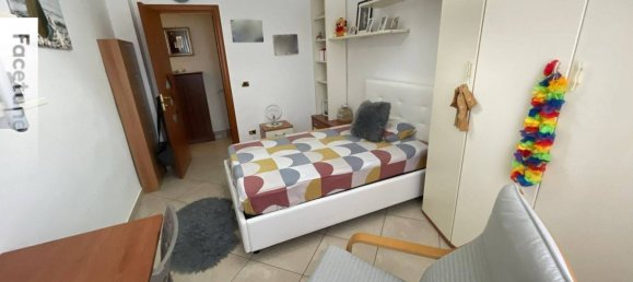 3 bedrooms Apartment in Bari, Italy No. 33872 19