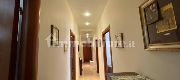 3 bedrooms Apartment in Bari, Italy No. 33872 33