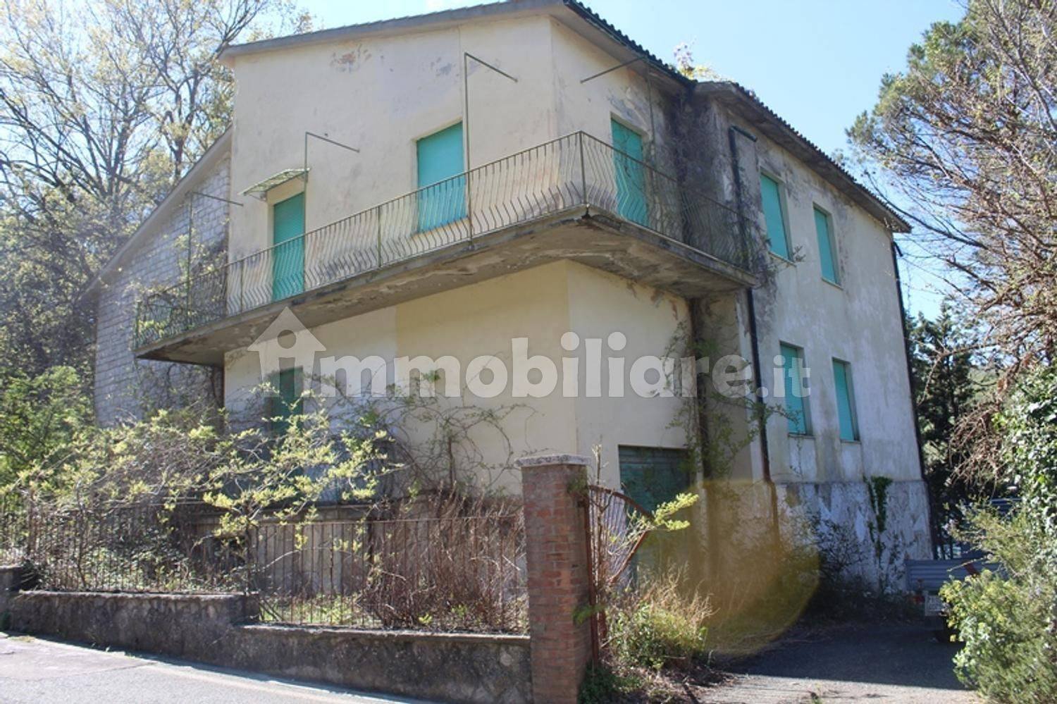 3 Schlafzimmer Wohnung in Pomarance, Italy, Nr. 349640