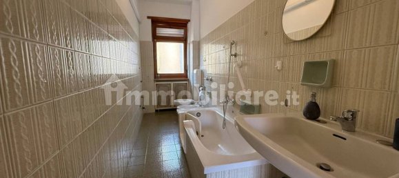 2 bedrooms Apartment in Turin, Italy No. 266043 15