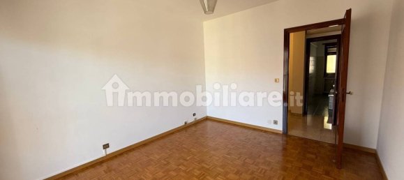 2 bedrooms Apartment in Turin, Italy No. 266043 6