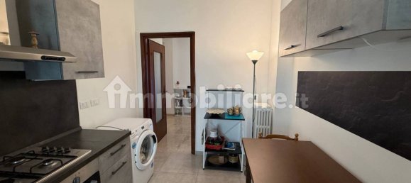 2 bedrooms Apartment in Turin, Italy No. 266043 8