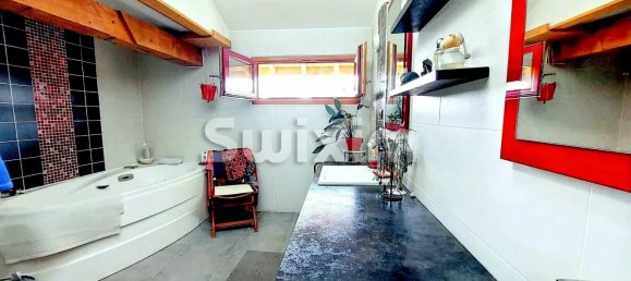 4 chambres Appartement à Saint-Genis-Pouilly, France No. 362107 9