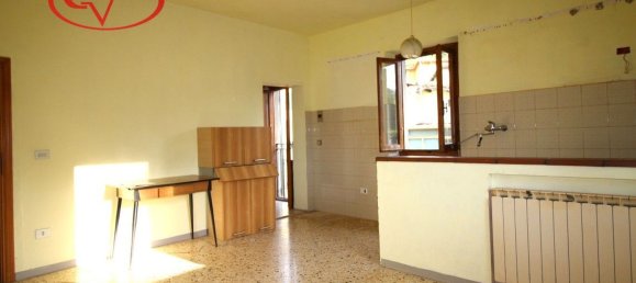 Apartamento de 3 dormitorios en Cavriglia, Italy No. 359441 3