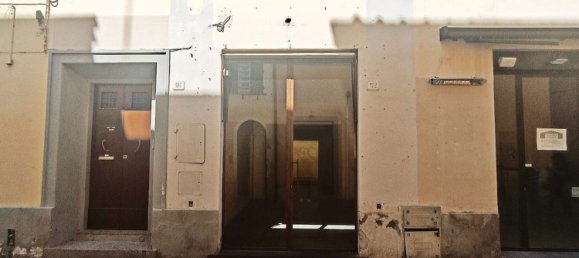  عقار تجاري في Arezzo, Italy 70متر مربع رقم 324474 8