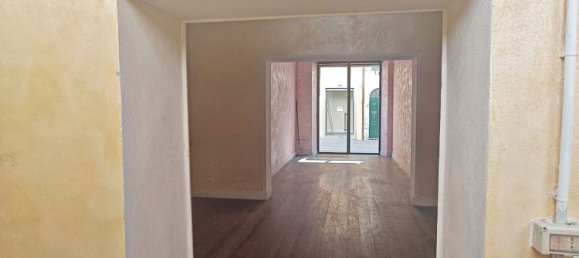  عقار تجاري في Arezzo, Italy 70متر مربع رقم 324474 5