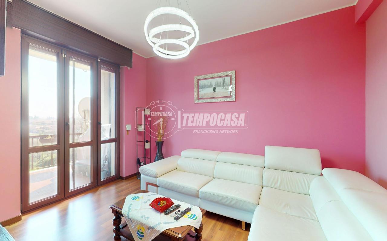 Apartamento de 3 habitaciónes en Besana in Brianza, Italy No. 34944