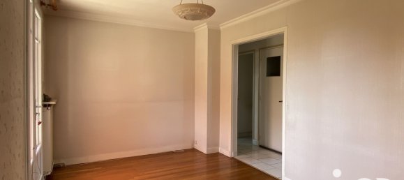 4 bedrooms House in Charge, France No. 326904 3