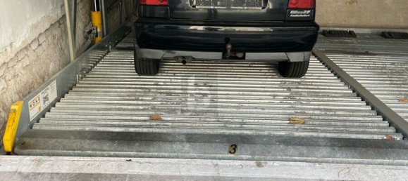 Garage in Leopoldstadt, Austria, Nr. 233414 2