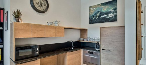 64m² Office in Oberndorf in Tirol, Austria No. 180695 3