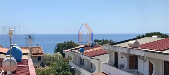 3 rooms House in Stalettì, Italy No. 179955 25