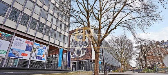 1 bedroom Apartment in Paris, France No. 169790 3