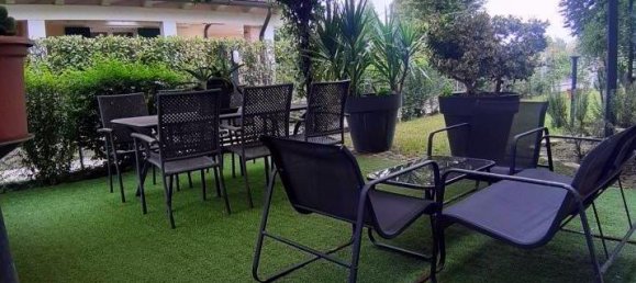 6-salle Villa à Due Carrare, Italy No. 31795 24