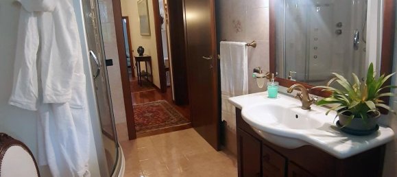 6-salle Villa à Due Carrare, Italy No. 31795 20