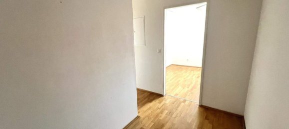 2-salle Appartement à Eggenberg, Austria No. 102713 8