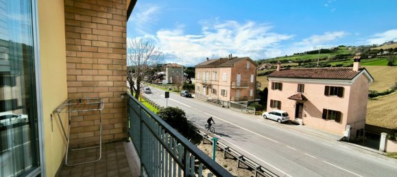 6 rooms Apartment in Fermo, Italy No. 11148 15