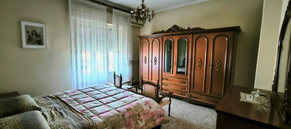6 rooms Apartment in Fermo, Italy No. 11148 13