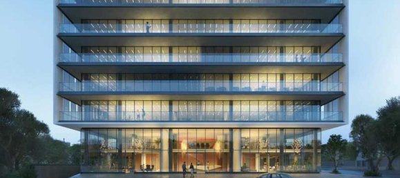 3 bedrooms Apartment in Limassol, Cyprus No. 17727 5