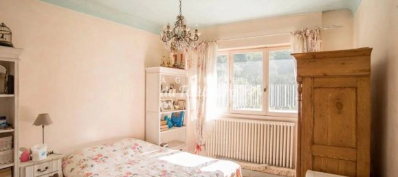 5 bedrooms House in Montlignon, France No. 143870 18