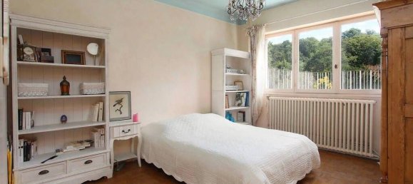 5 bedrooms House in Montlignon, France No. 143870 17