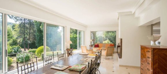 5 bedrooms House in Montlignon, France No. 143870 9