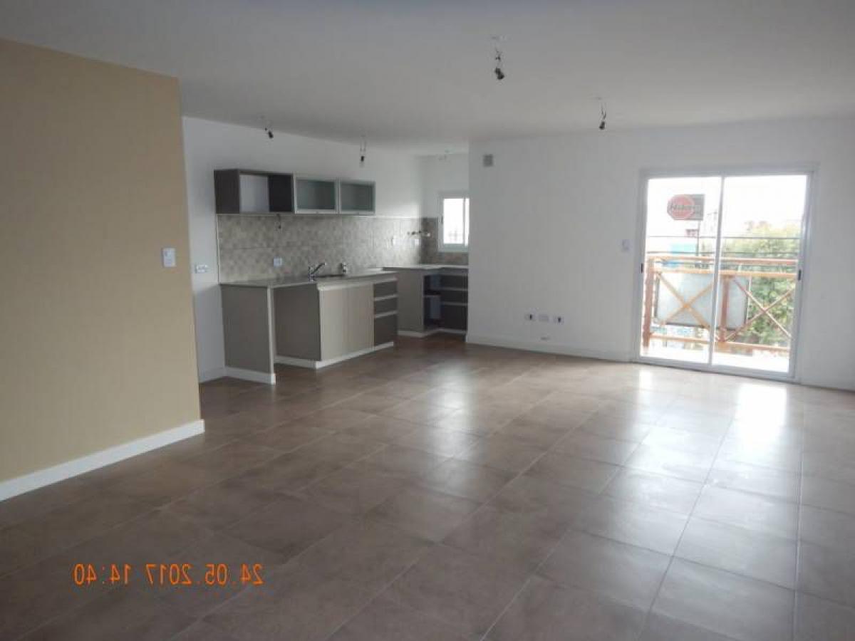 2 bedrooms House in Mar del Plata, Argentina No. 92305