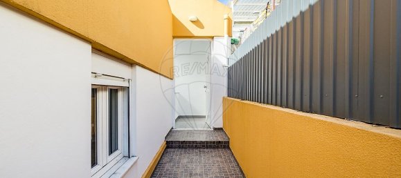 2 Schlafzimmer Haus in Lisbon, Portugal, Nr. 46419 3