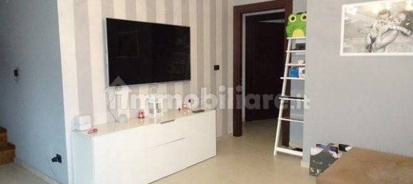 Квартира с 3 комнатами в Вилларбассе, Италия № 360632 10