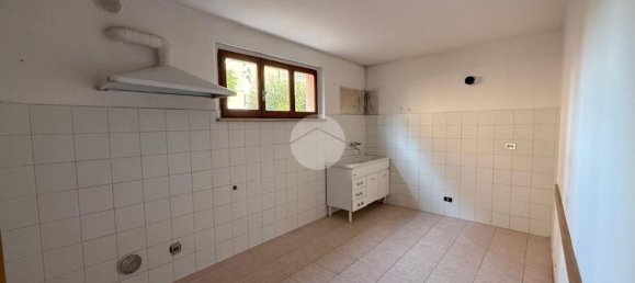 Дом с 4 комнатами в Фано, Италия № 264915 14