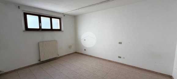 Дом с 4 комнатами в Фано, Италия № 264915 16