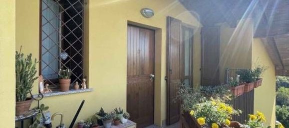 3-salle Appartement à Ponteranica, Italy No. 3424 7