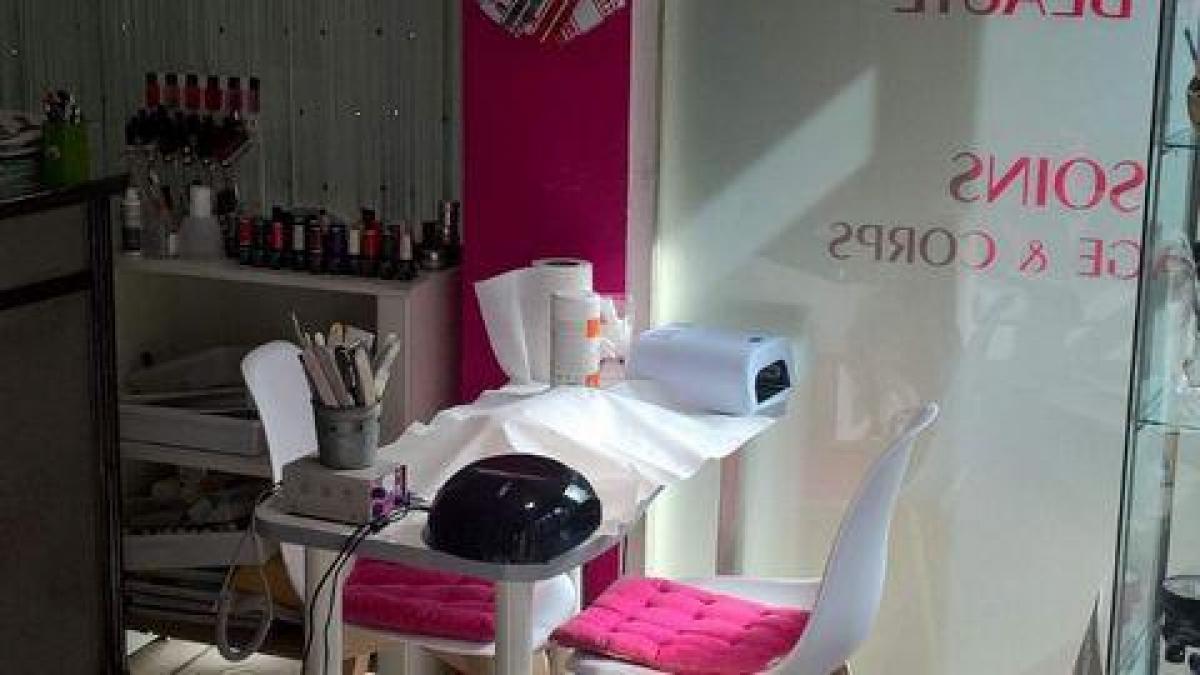 45m² Office in Aix-en-Provence, France No. 17676