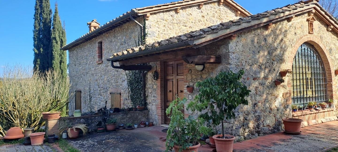2 bedrooms House in Monteriggioni, Italy No. 65449