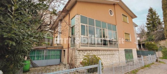 4 bedrooms Villa in Fumane, Italy No. 147850 2