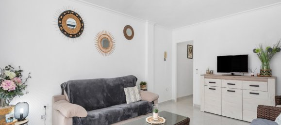 3 bedrooms Apartment in Torrevieja, Spain No. 10987 4