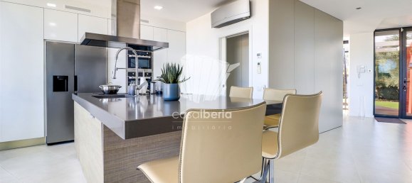 3 bedrooms House in Lagoa, Portugal No. 103985 16